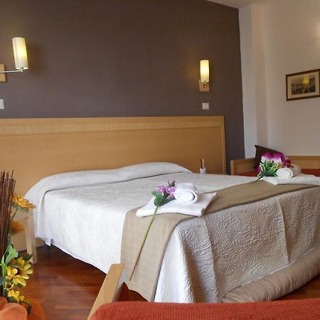 Catania Crossing B&B - Rooms & Comforts Dış mekan fotoğraf