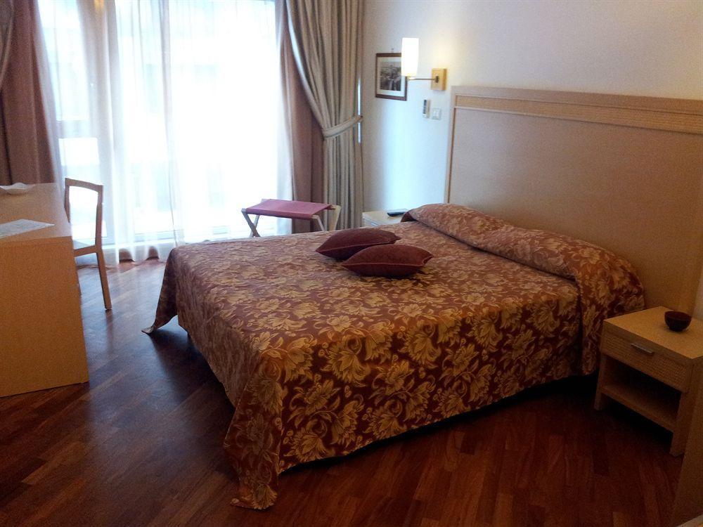 Catania Crossing B&B - Rooms & Comforts Dış mekan fotoğraf