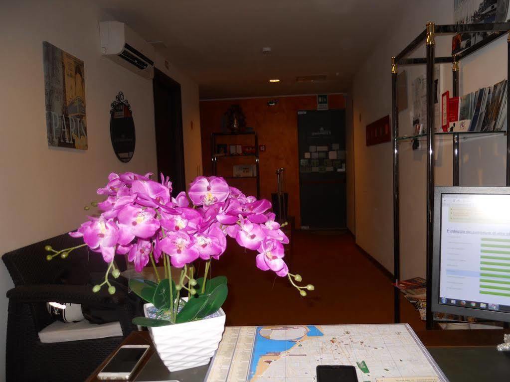 Catania Crossing B&B - Rooms & Comforts Dış mekan fotoğraf